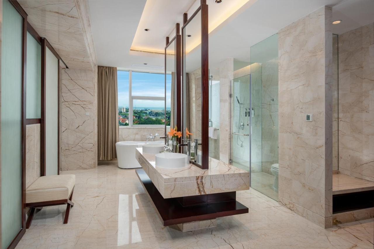 Golden Shining New Century Grand Hotel Beihai Luaran gambar