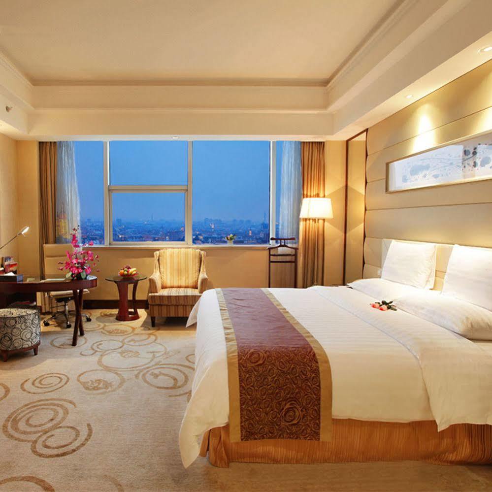 Golden Shining New Century Grand Hotel Beihai Luaran gambar